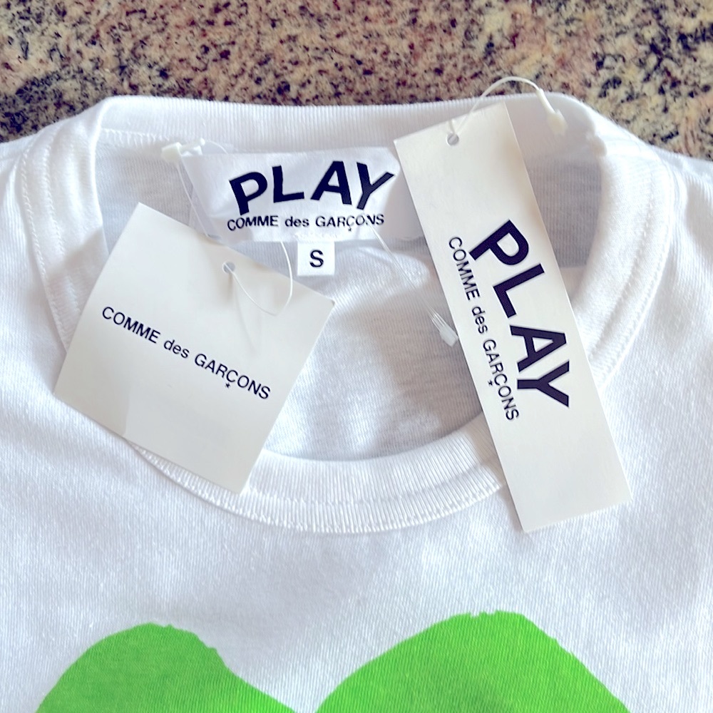 PLAY tee - Picture 5 of 5